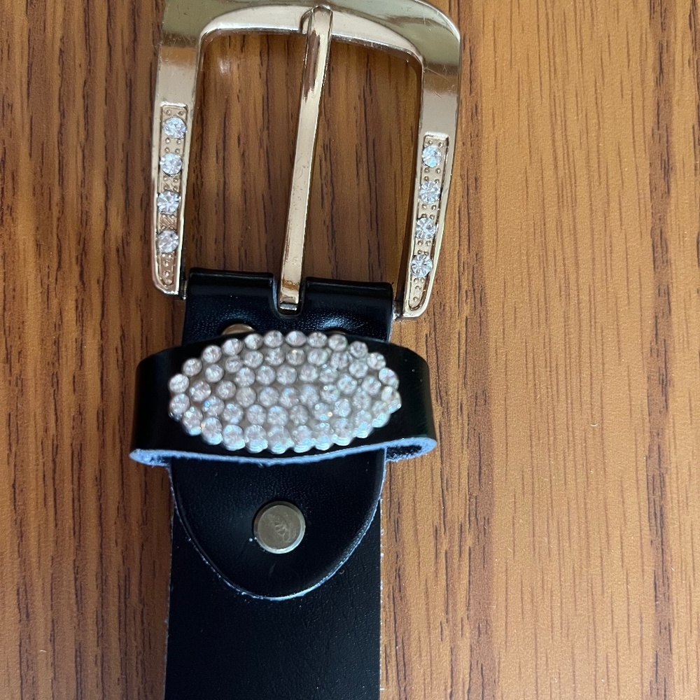 Leather belt